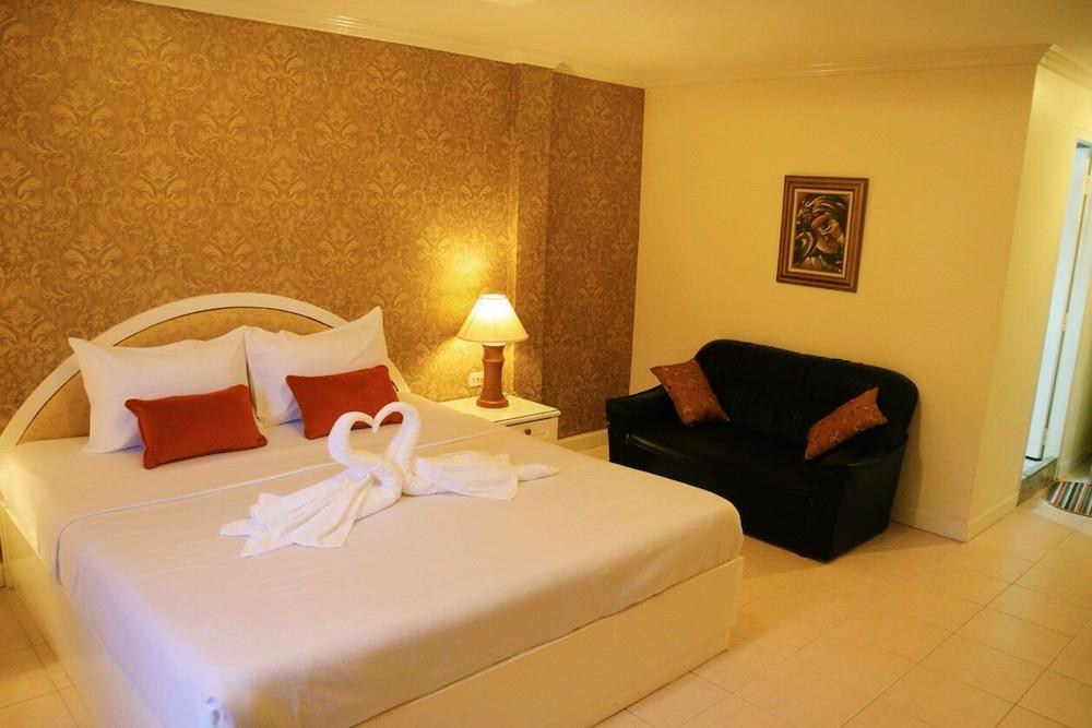 Ban Nong Tabaek Eurostar International Hotel מראה חיצוני תמונה