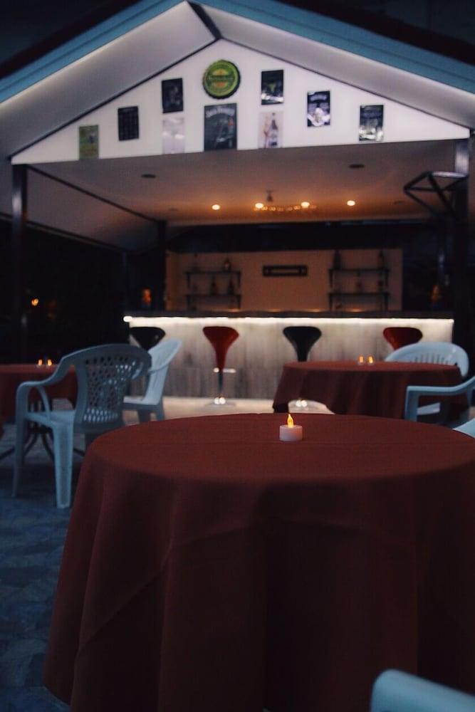 Ban Nong Tabaek Eurostar International Hotel מראה חיצוני תמונה