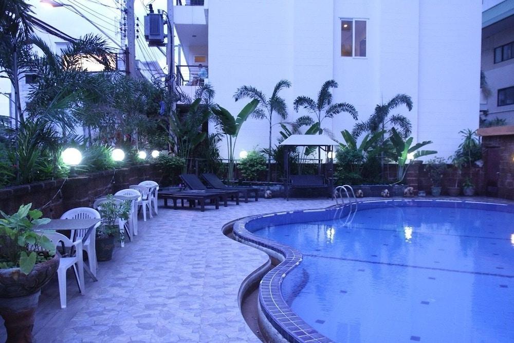 Ban Nong Tabaek Eurostar International Hotel מראה חיצוני תמונה