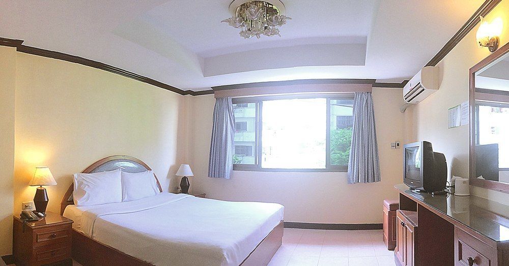 Ban Nong Tabaek Eurostar International Hotel מראה חיצוני תמונה