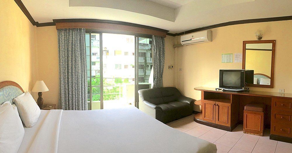 Ban Nong Tabaek Eurostar International Hotel מראה חיצוני תמונה